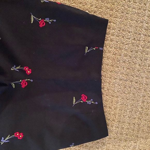 Ladies Ankle Pant - Picture 4 of 6